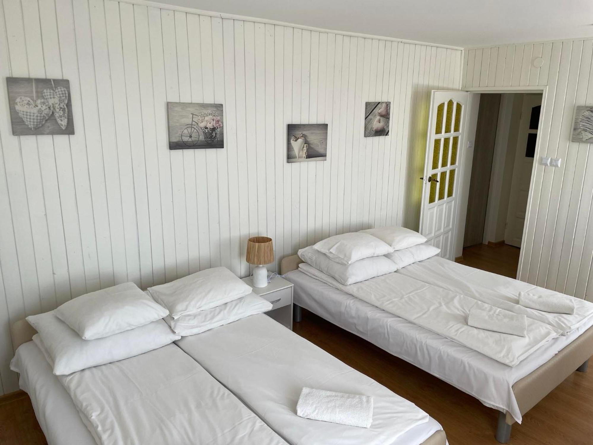Appartement Mozaikowy Piec à Ślesin Extérieur photo